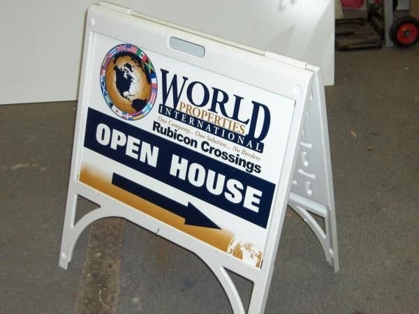 RE005 - Custom Real Estate Frame for Real Estate