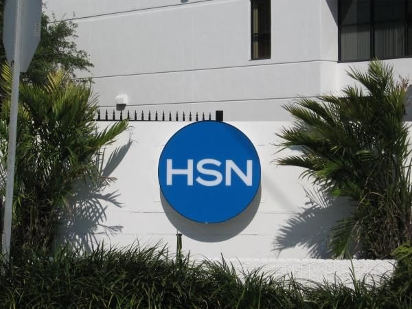 LB001 - Custom Lightbox for Retail