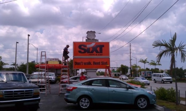 SI001 - Sign Installation