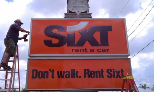 SI003 - Sign Installation