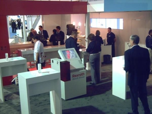 KIO008 - Custom Kiosk for Manufacturing