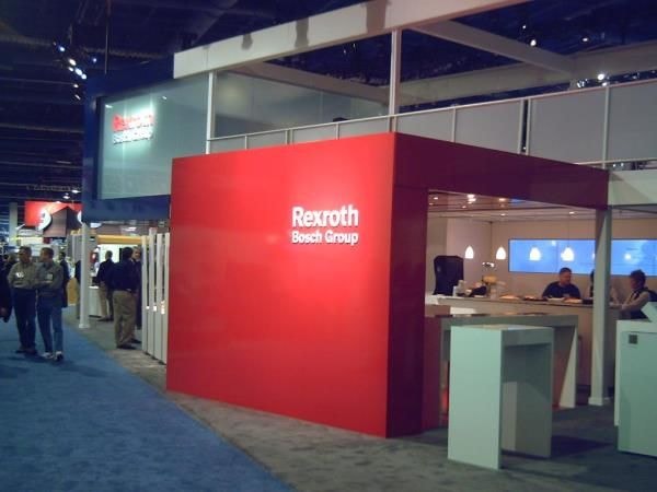 MOD015 - Custom Trade Show Exhibit for Manufacturing