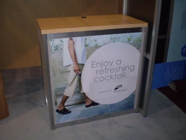 POD004 - Custom Podium for Manufacturing