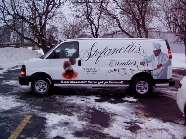 VL057 - Custom Vehicle Lettering for Restaurant