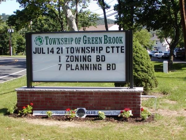 CLS009 - Custom Changeable Letter Sign for Government