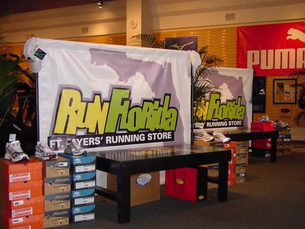 BS017 - Custom Banner Stand for Retail