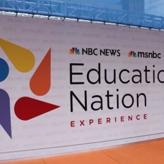 STEP003 - Custom Step & Repeat Banner for Education