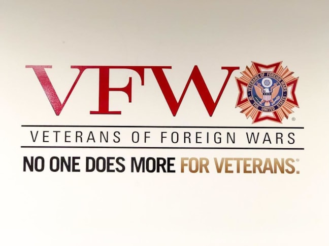 Wall Murals & Graphics