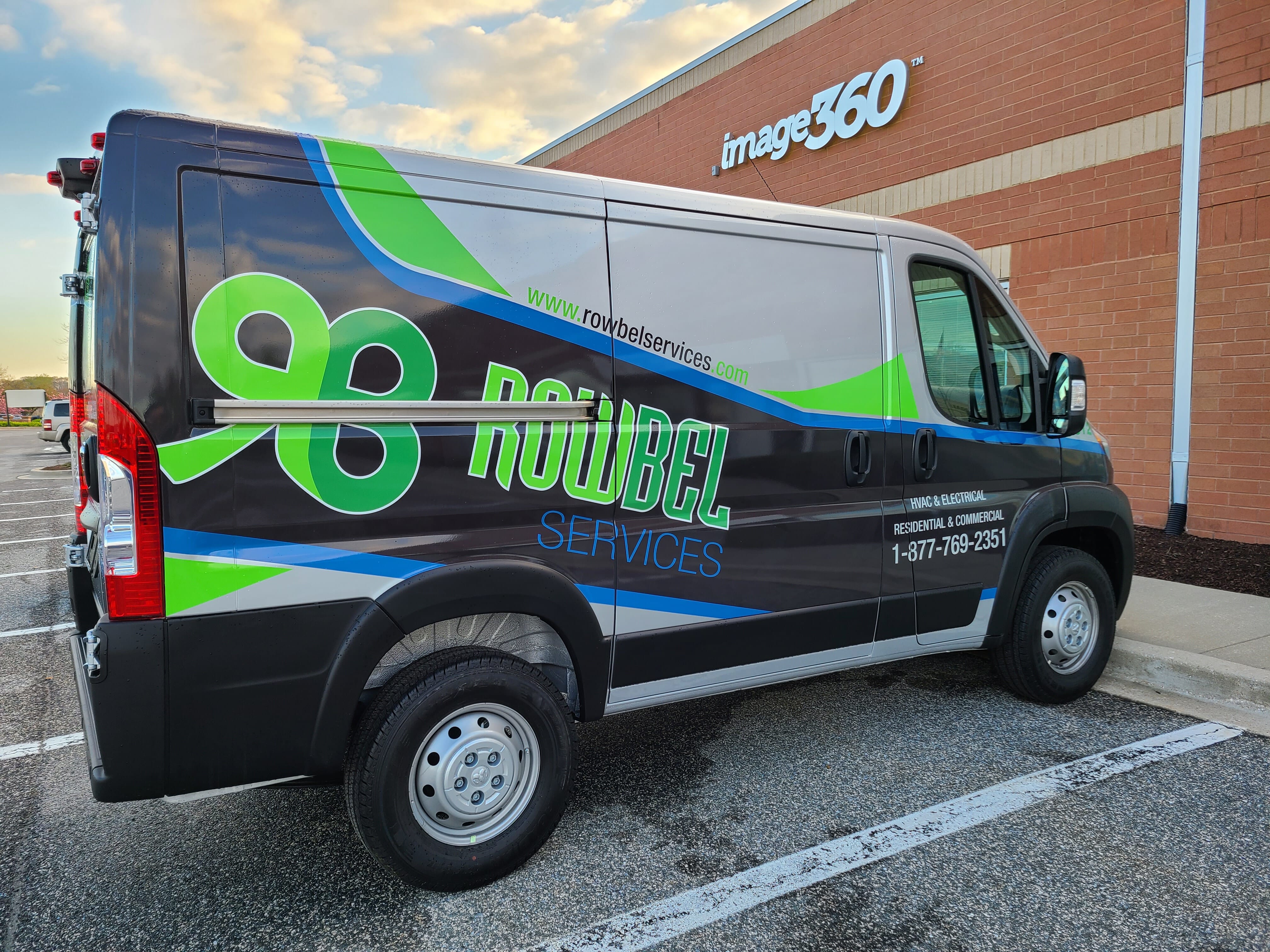 What Vehicle Graphics Do I Need For My Business?
