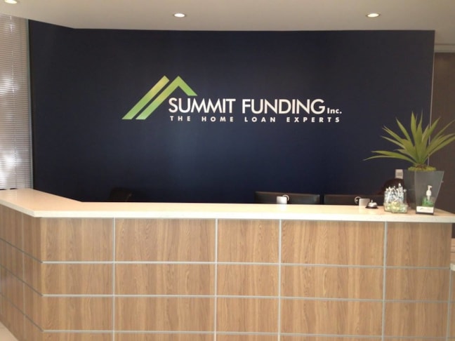 3D Signs & Dimensional Lettering