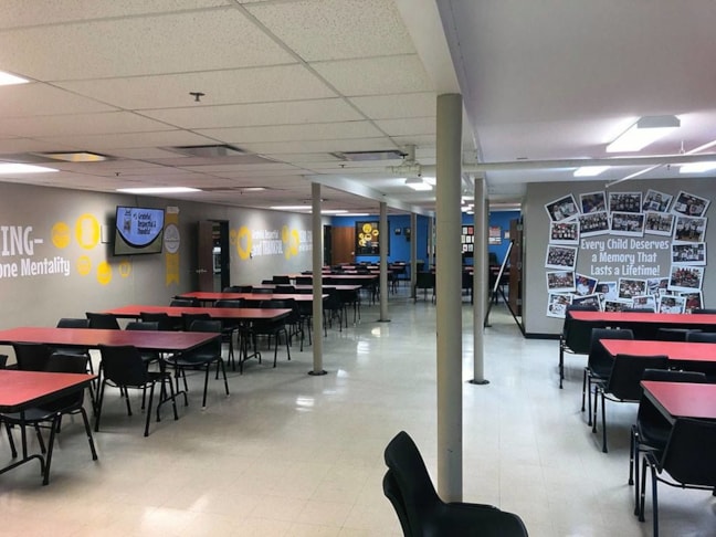 School & University Event Signs