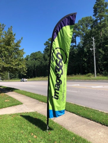 Flutter Flags & Feather Banners