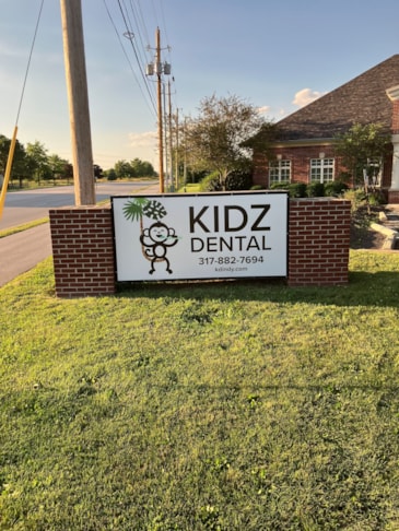 Monument Signs | Healthcare