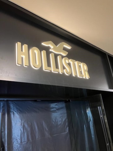 Storefront & Building Channel Letters