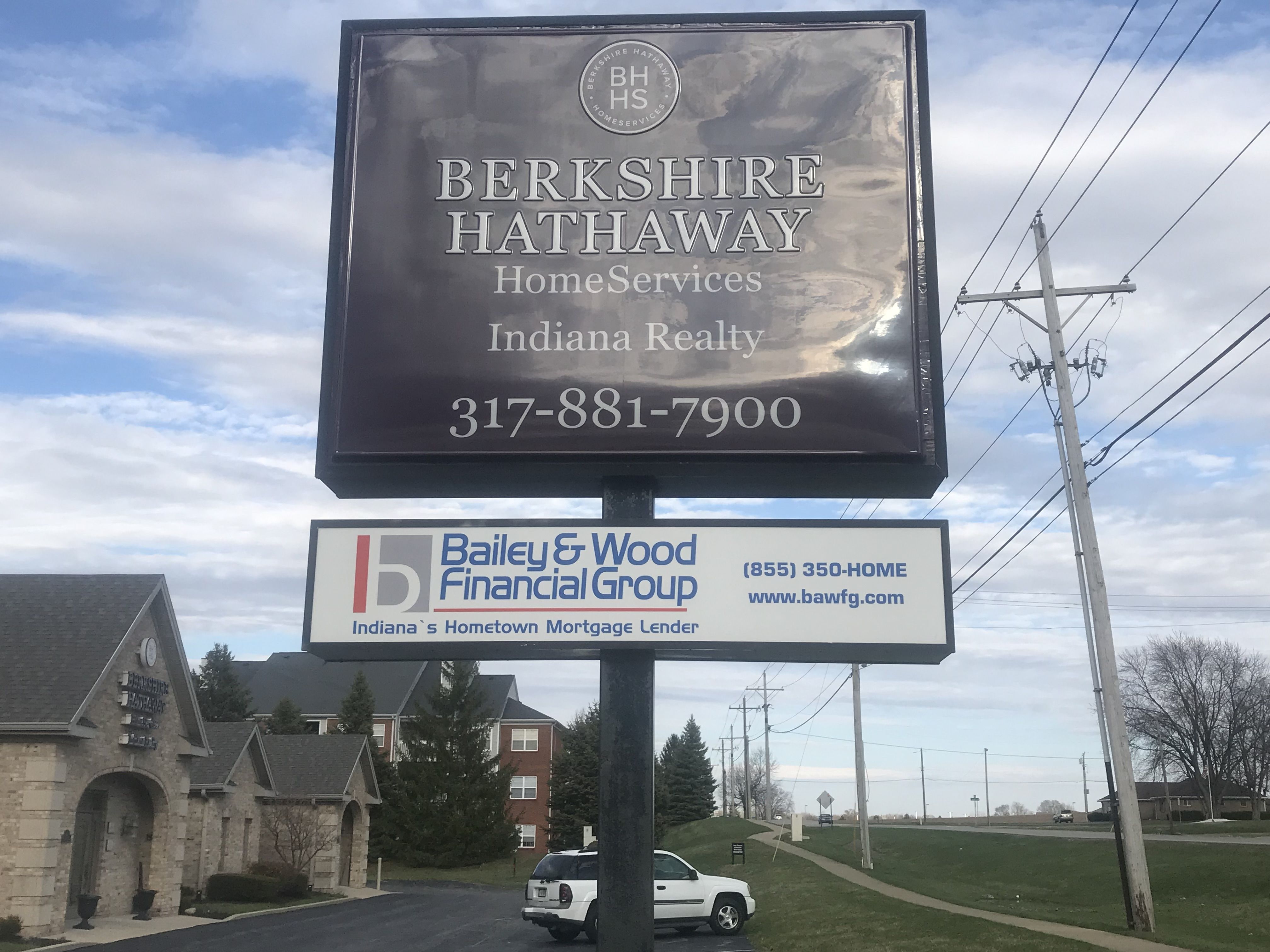 Pylon Sign Face Renewal in Greenwood IN