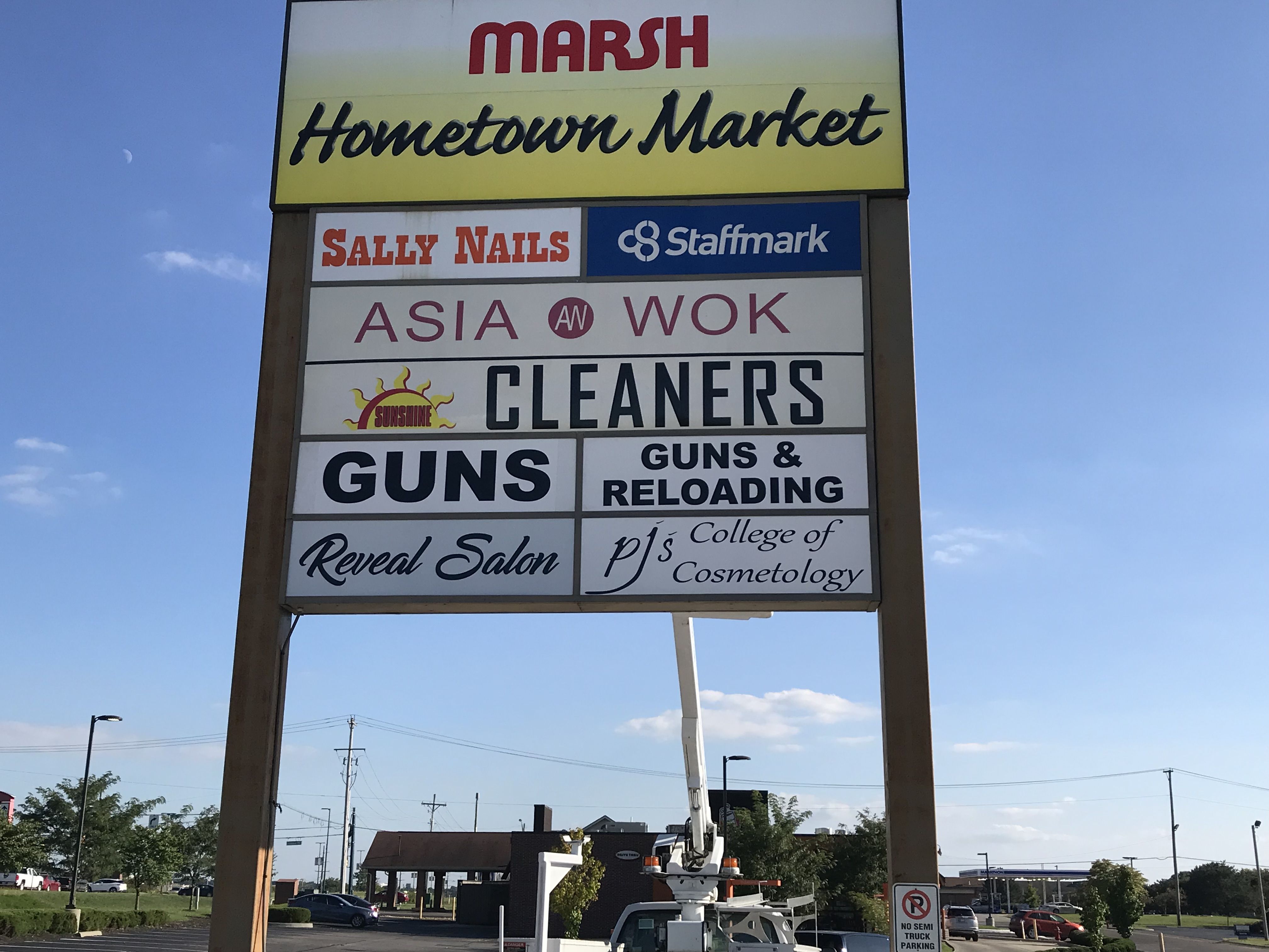 Pylon Sign Face Renewal in Plainfield IN