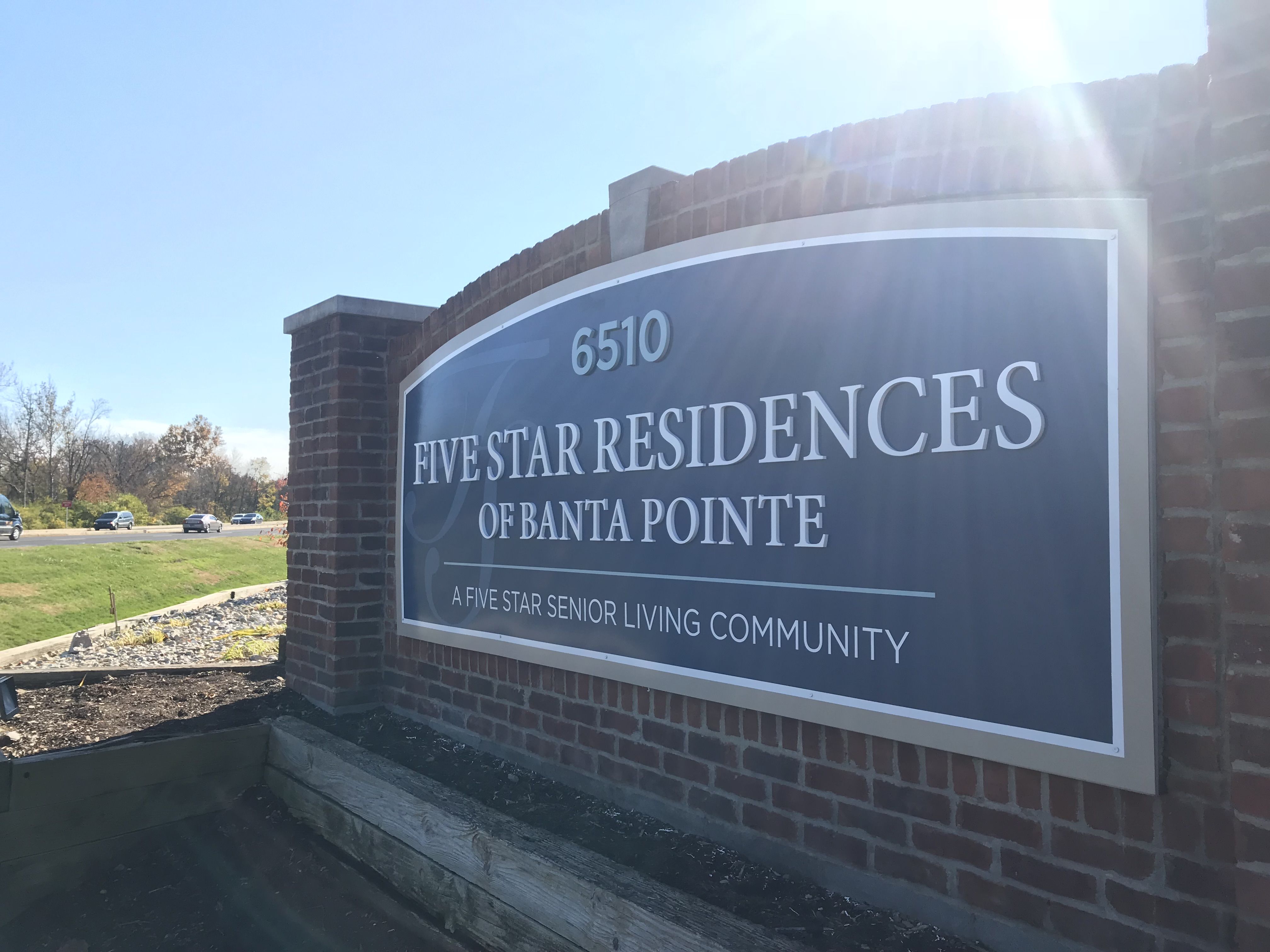 Metal Signs in Five Star Residences in Indianapolis,IN