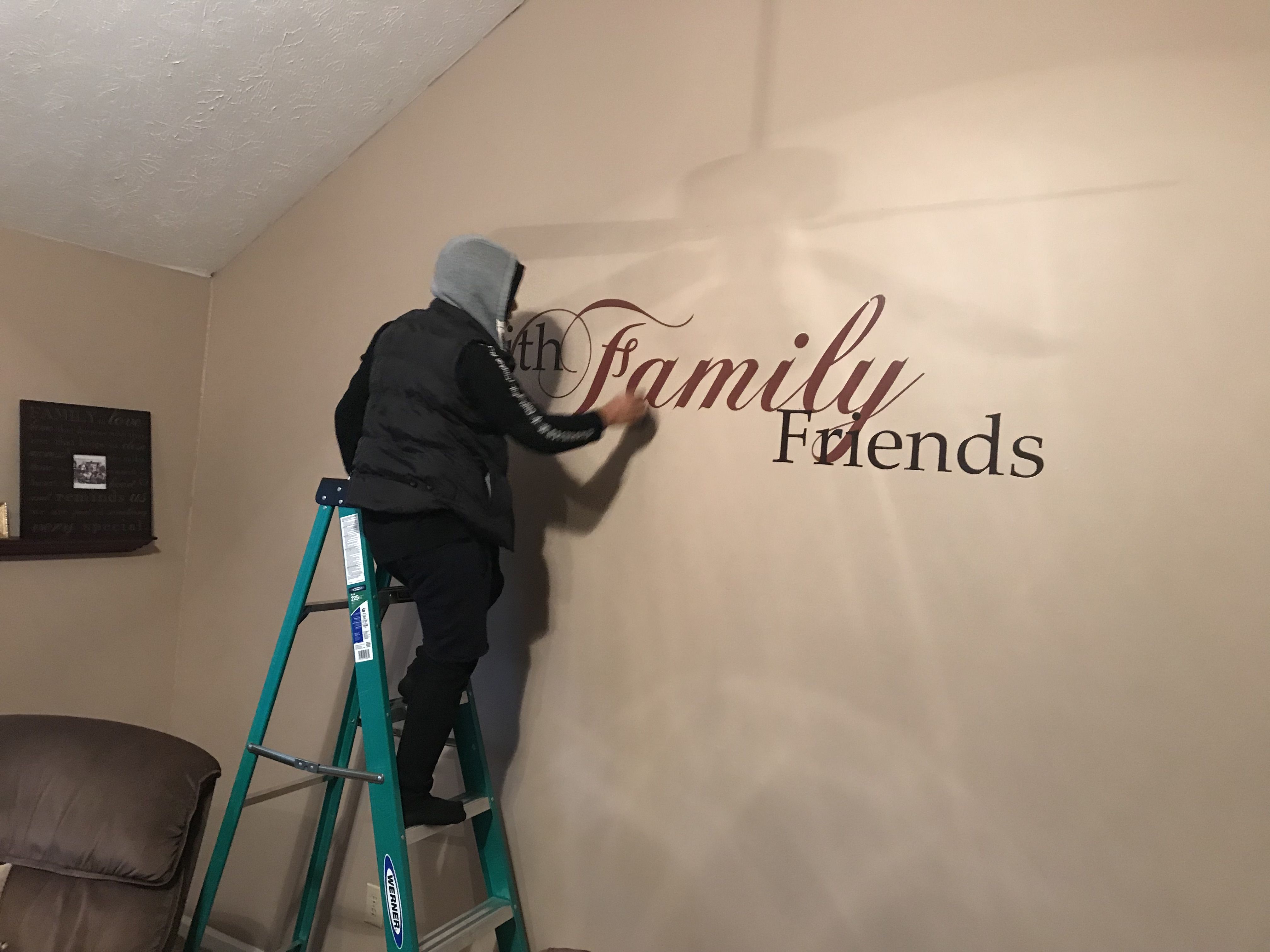 Wall Graphics, Signs 