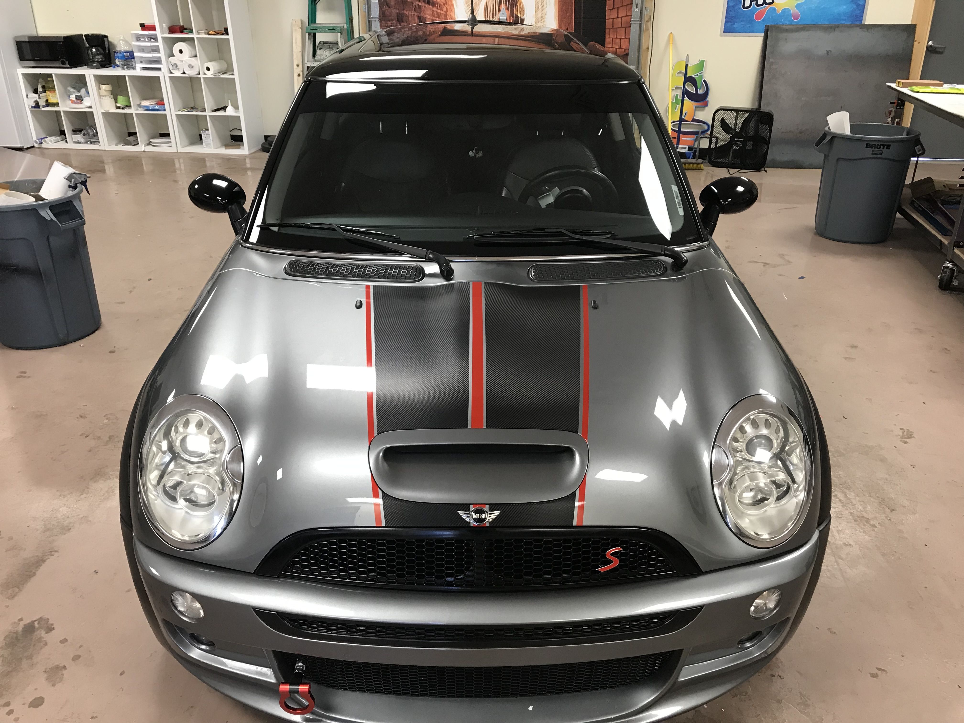 Stripe, Graphic installation