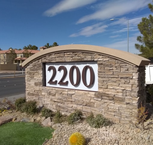 Exterior & Outdoor Signage | Property Management and Apartment Signs