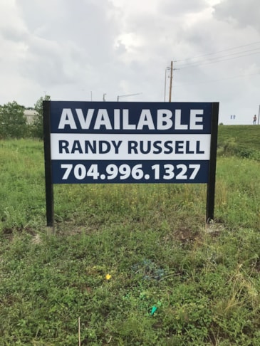 Exterior & Outdoor Signage | Real Estate