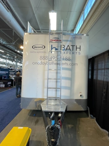 Vehicle Wraps, lettering 