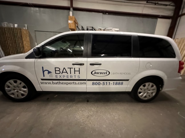 Vehicle Graphics & Lettering