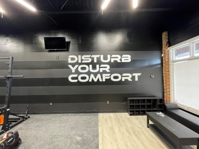 Wall Murals & Graphics