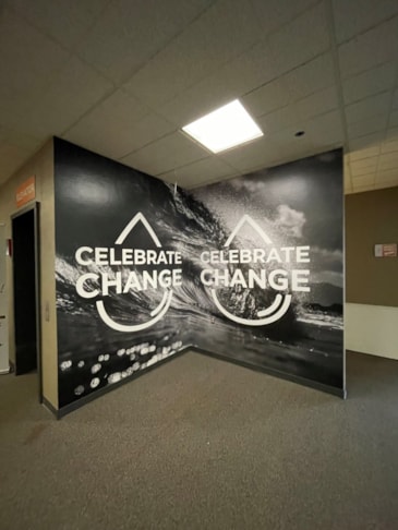 Wall Murals & Graphics