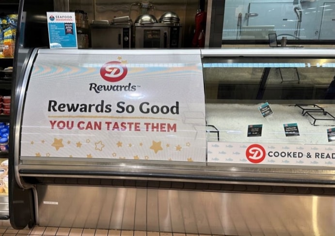 Display Cases and Message Board Signs | Retail