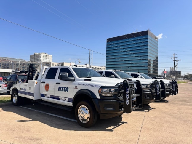 Vehicle Graphics & Lettering