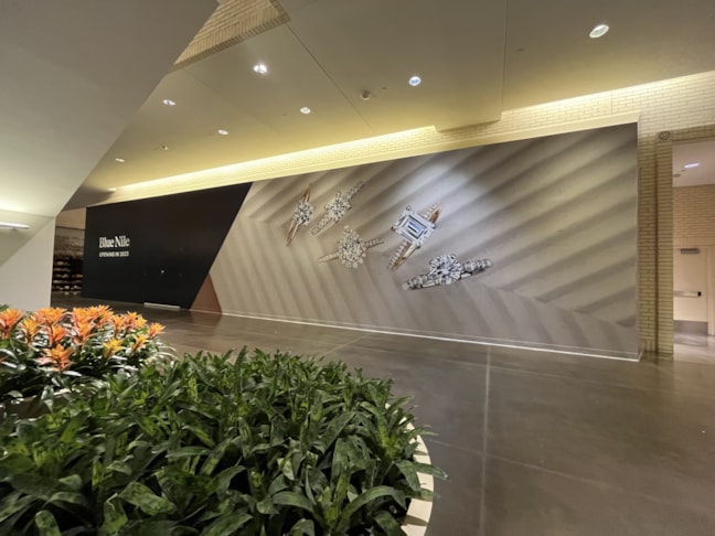 Wall Murals & Graphics