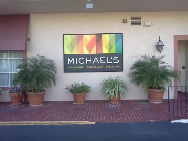 Wall Murals and Graphics