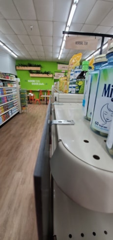 Custom Decals, Wraps & Lettering