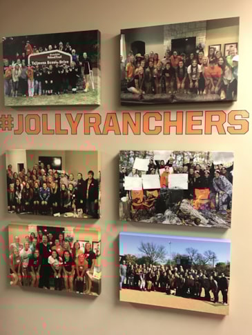 Custom Decals, Wraps & Lettering