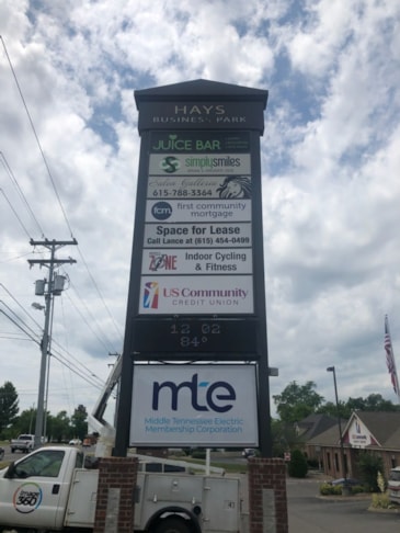 Exterior & Outdoor Signage
