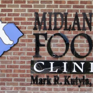 - Image360-ColumbiaCentralSC-Dimensional-Lettering-Healthcare