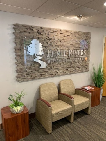 Custom Plastic & Acrylic Displays | Healthcare