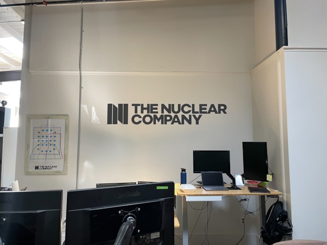 Decals, Wraps & Lettering