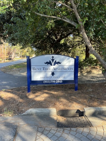 Post & Panel Sign for Bent Tree Apartments