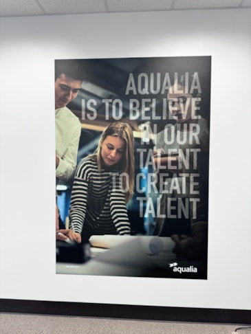 Wall Murals & Graphics