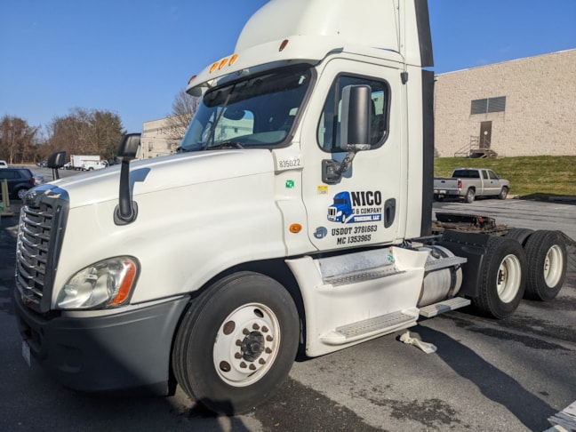 Cut Lettering Vehicle Graphics