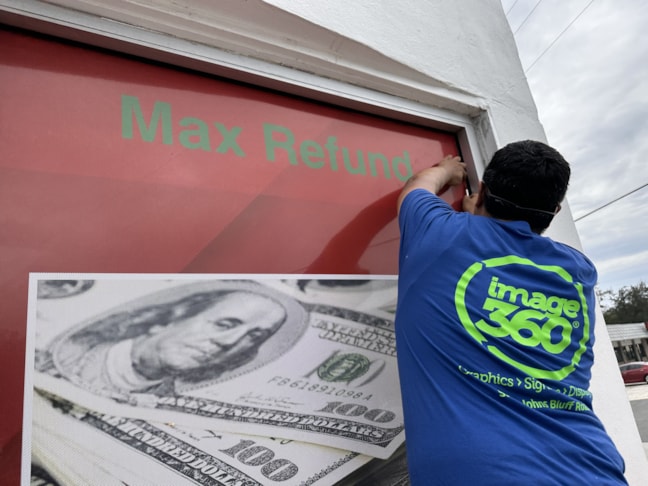 Window Graphics with attention to detail on installs