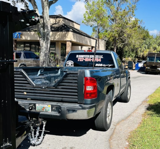 Vehicle Graphics & Lettering