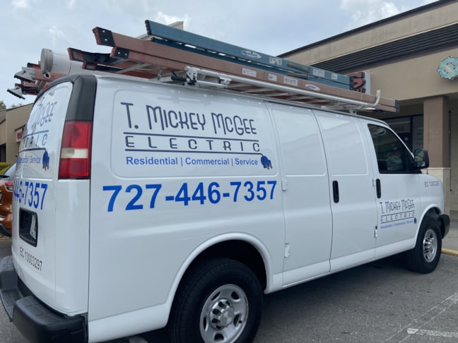 Vehicle Graphics & Lettering