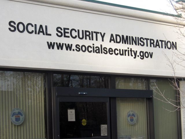 Dimensional Lettering