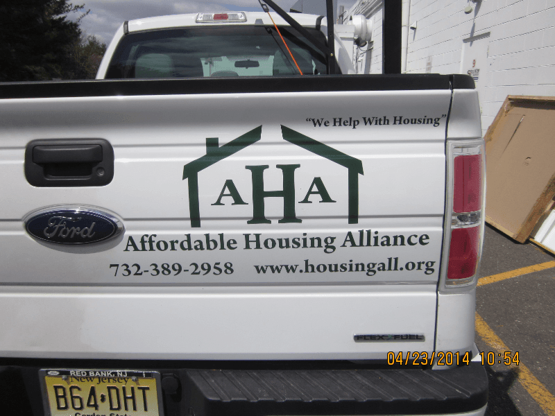 Vehicle Lettering and Wraps