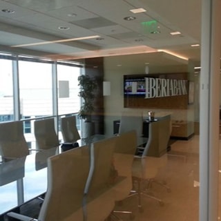 - window-lettering-finance-image360-ftlauderdale-fl