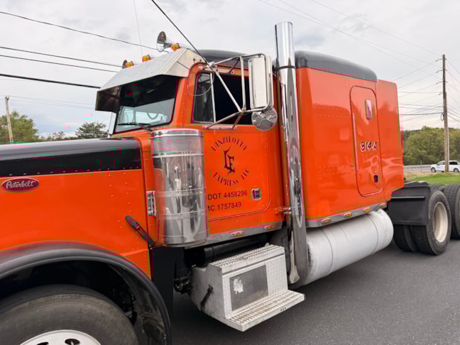 Vehicle Graphics & Lettering