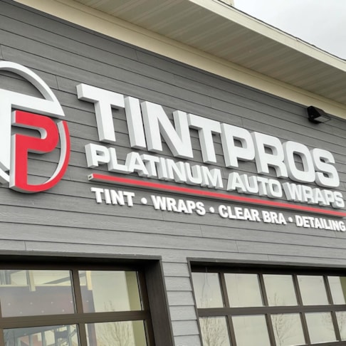 3D Signs & Dimensional Letters